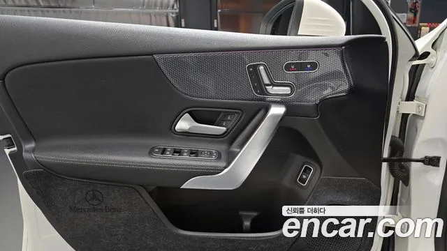 Mercedes-Benz A-Class 2020 — фото 14
