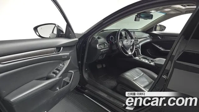 Honda Accord 2021 — фото 12