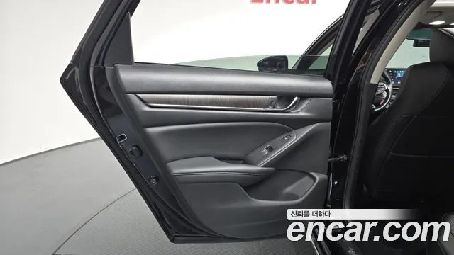 Honda Accord 2021 — фото 14