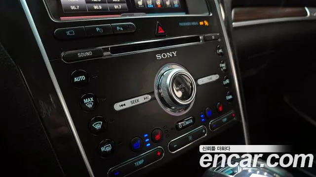 Ford Explorer 2016 — фото 18
