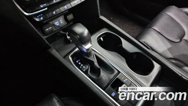 Hyundai Santafe 2020 — фото 12