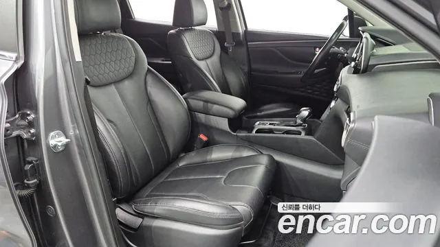 Hyundai Santafe 2020 — фото 17