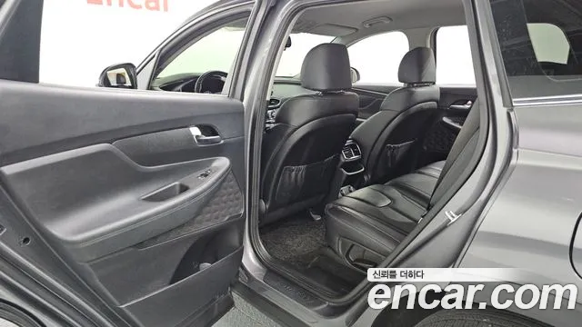 Hyundai Santafe 2020 — фото 16