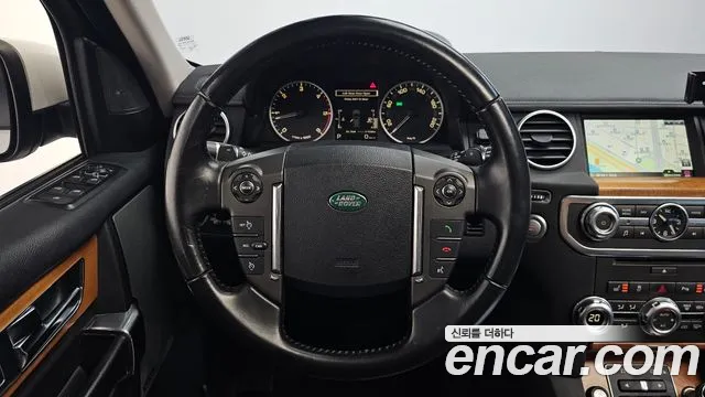Land Rover Discovery 2012 — фото 12