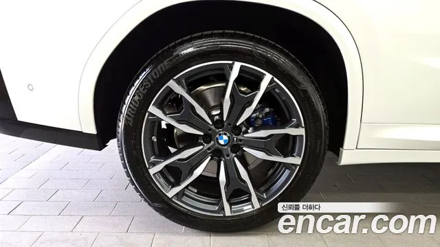 BMW X4 2025 — фото 19