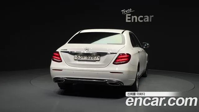 Mercedes-Benz E-Class 2019 — фото 4