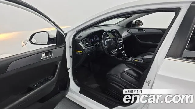Hyundai Sonata 2018 — фото 10