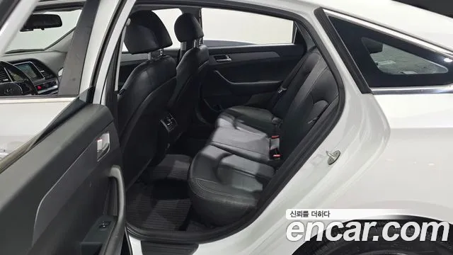 Hyundai Sonata 2018 — фото 11