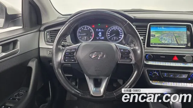 Hyundai Sonata 2018 — фото 13