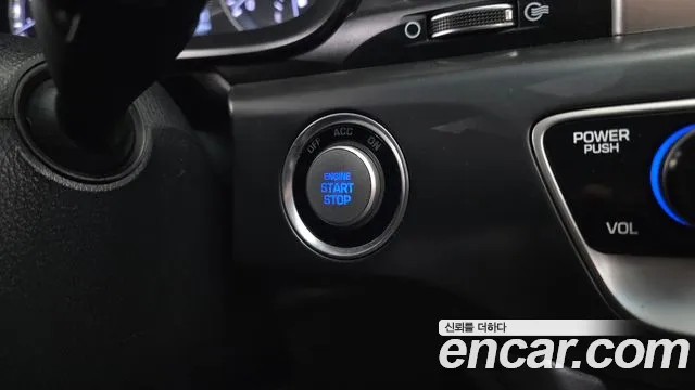Hyundai Sonata 2018 — фото 18