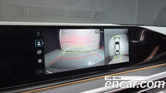 Hyundai Grandeur 2023 — фото 16