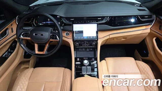 Jeep Cherokee 2023 — фото 10