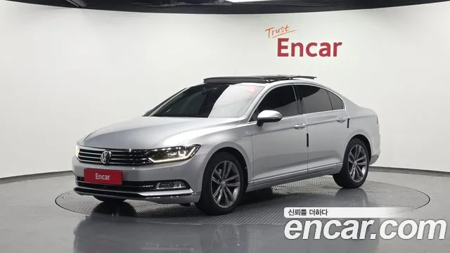 Volkswagen Passat 2018 — фото 1