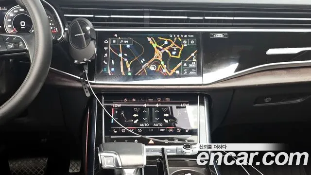 Audi Q7 2021 — фото 19
