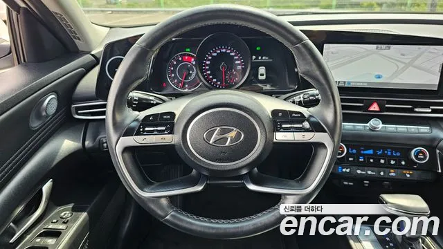 Hyundai AVANTE 2021 — фото 13