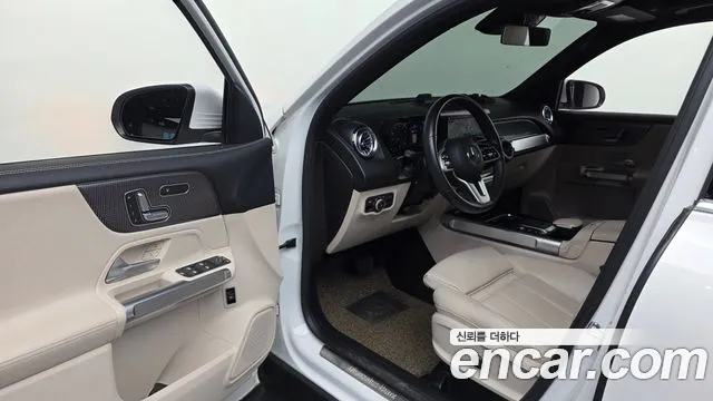 Mercedes-Benz GLB-Class 2021 — фото 13