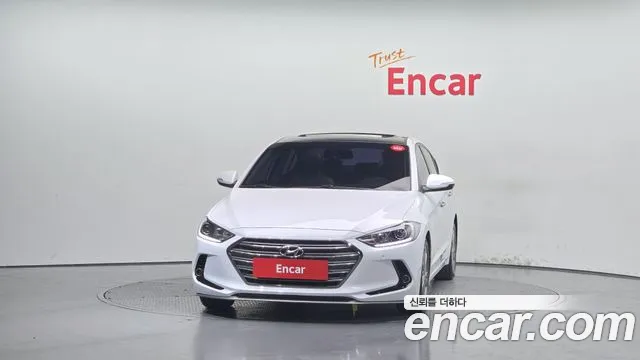 Hyundai AVANTE 2018 — фото 3