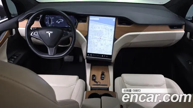 Tesla Model X 2020 — фото 9