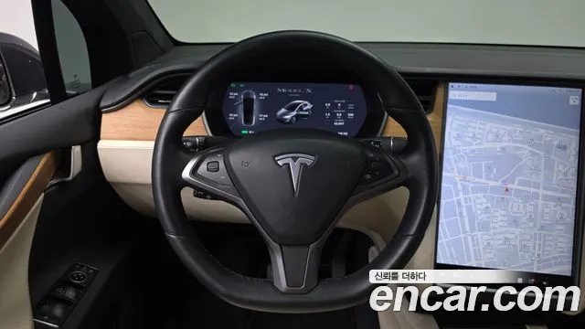 Tesla Model X 2020 — фото 17