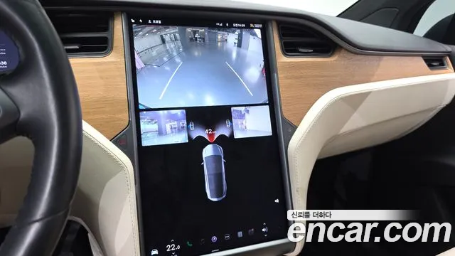 Tesla Model X 2020 — фото 19