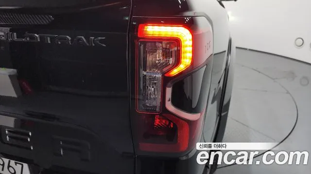 Ford Ranger 2023 — фото 9