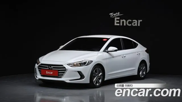 Hyundai AVANTE 2018 — фото 1