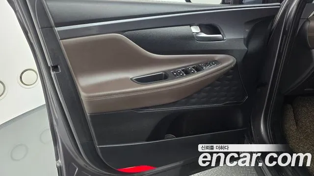 Hyundai Santafe 2021 — фото 14