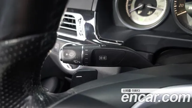 Mercedes-Benz E-Class 2014 — фото 16