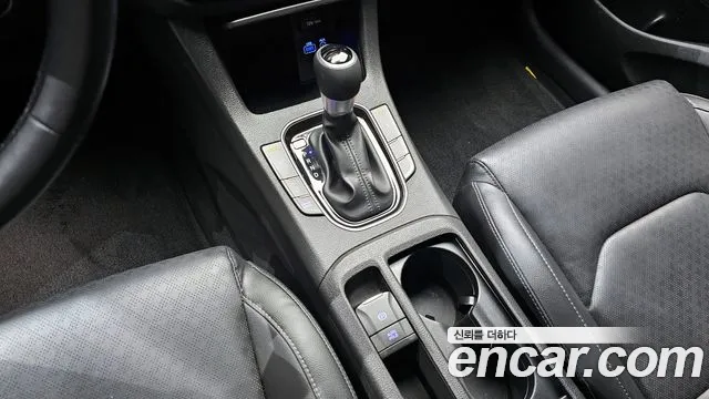 Hyundai i30 2018 — фото 12