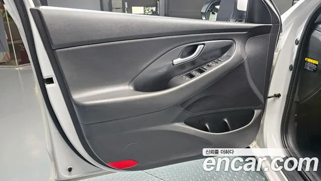 Hyundai i30 2018 — фото 14