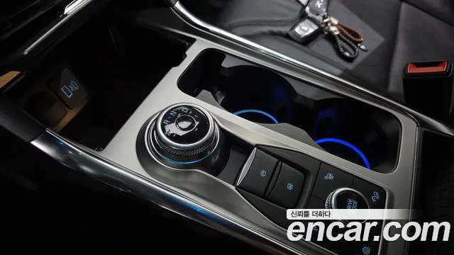Ford Explorer 2021 — фото 12