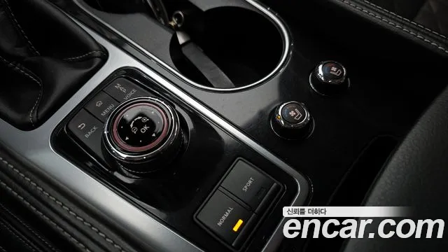 Nissan Maxima 2017 — фото 18