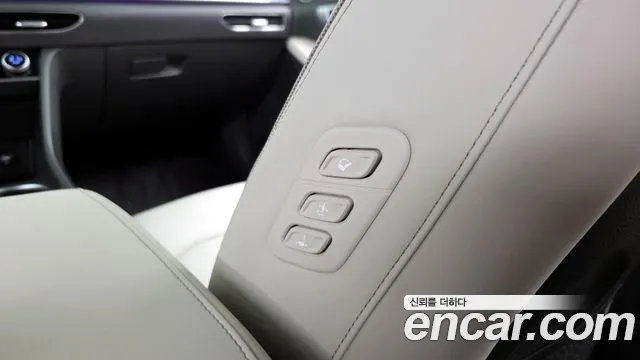 Hyundai Sonata 2020 — фото 16