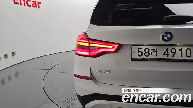 BMW X3 2018 — фото 9