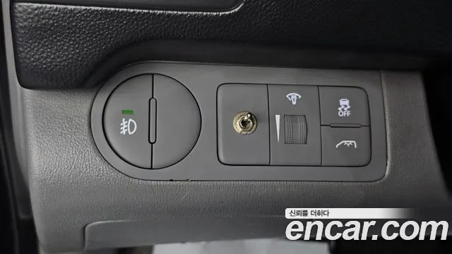 Hyundai Starex 2016 — фото 14