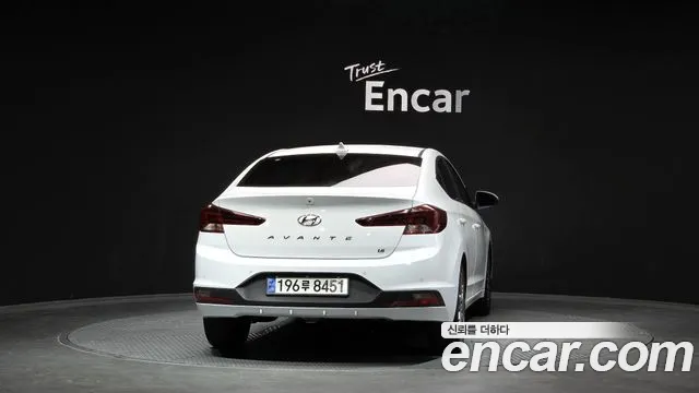 Hyundai AVANTE 2019 — фото 4