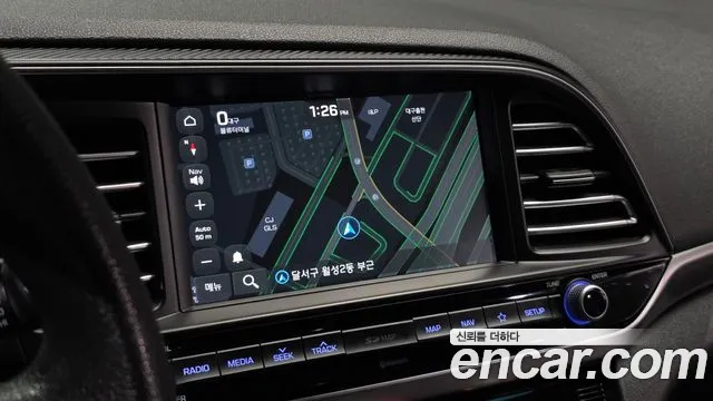 Hyundai AVANTE 2019 — фото 13