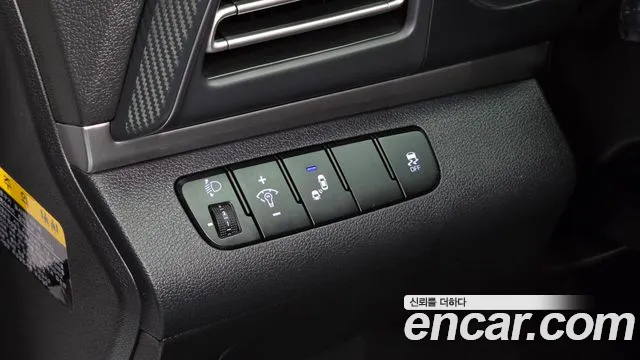 Hyundai AVANTE 2019 — фото 15