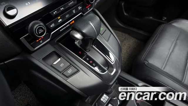 Honda CR-V 2017 — фото 11
