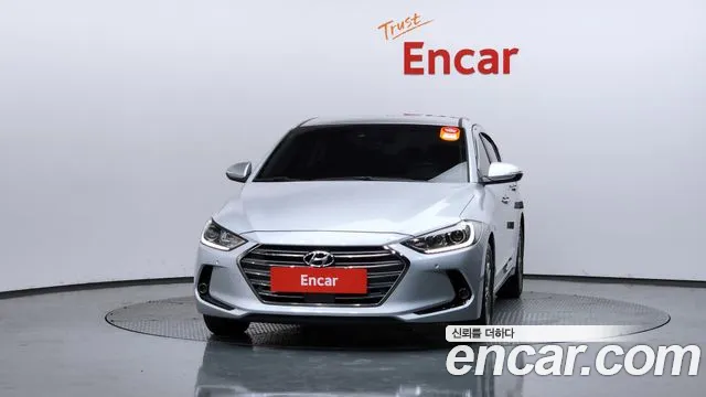 Hyundai AVANTE 2018 — фото 3