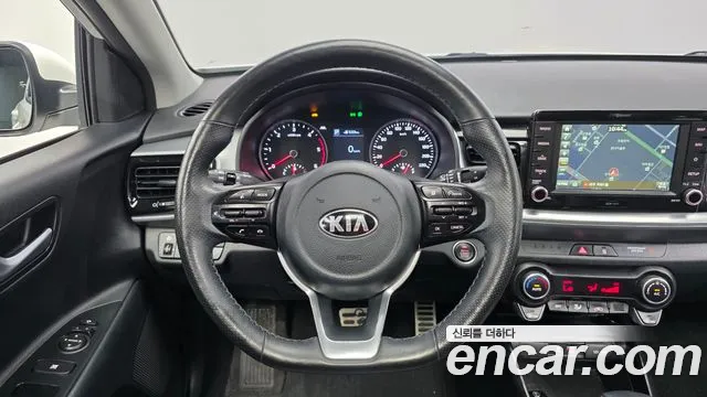Kia Stonic 2018 — фото 19