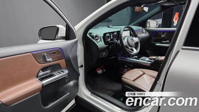 Mercedes-Benz GLA-Class 2021 — фото 13