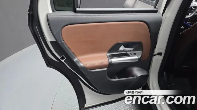 Mercedes-Benz GLA-Class 2021 — фото 15