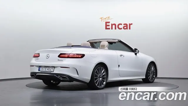 Mercedes-Benz E-Class 2023 — фото 4
