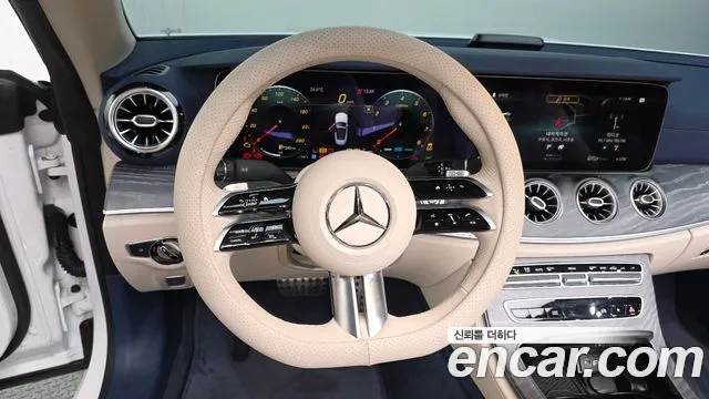 Mercedes-Benz E-Class 2023 — фото 19