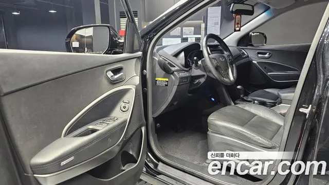 Hyundai Santafe 2018 — фото 10