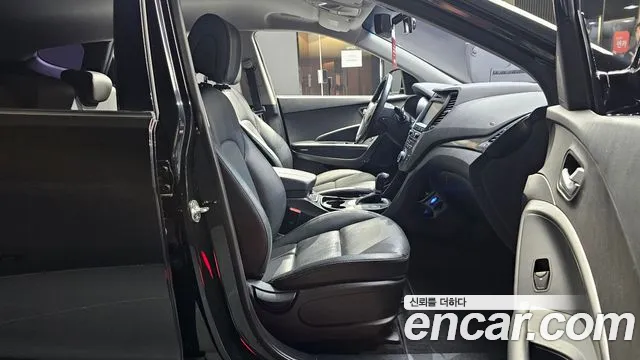 Hyundai Santafe 2018 — фото 11