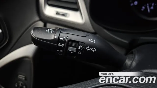 Hyundai Santafe 2018 — фото 18