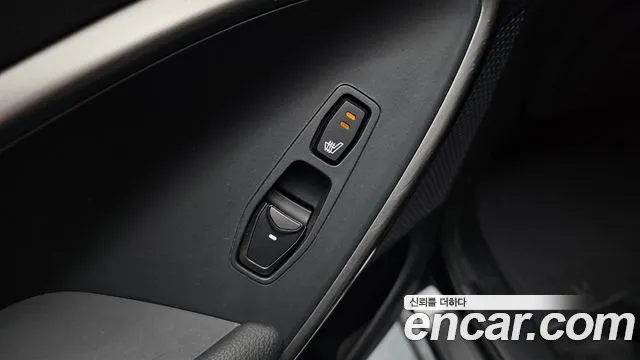 Hyundai Santafe 2018 — фото 19