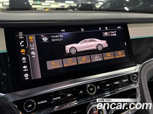 Bentley Flying Spur 2023 — фото 19